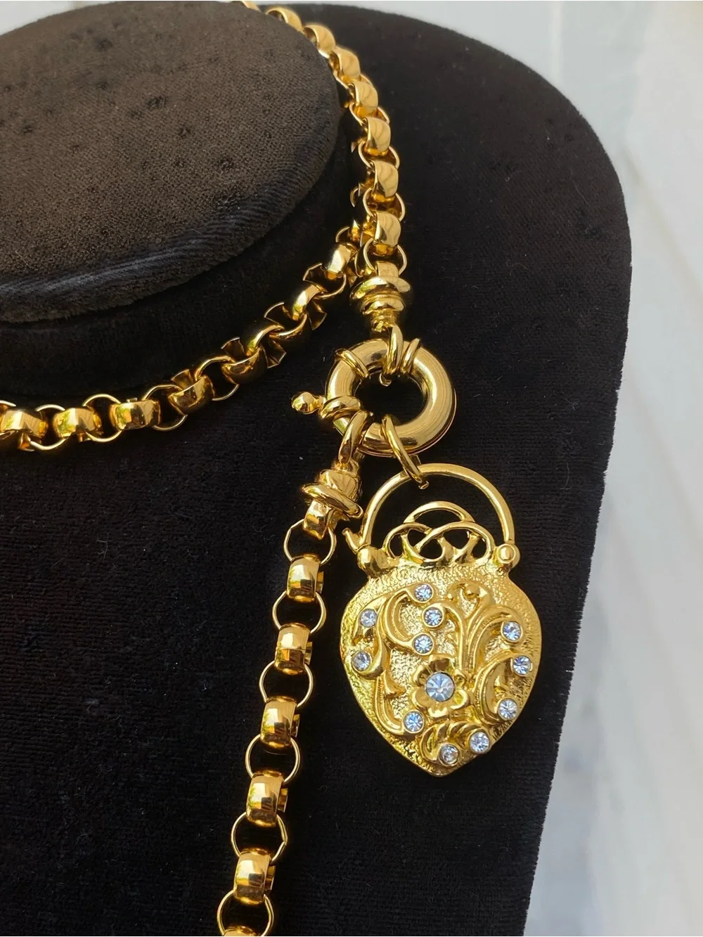 Joan Rivers Gold-Tone Heart Pendant Necklace Heavy Rolo Chain Rare Vintage